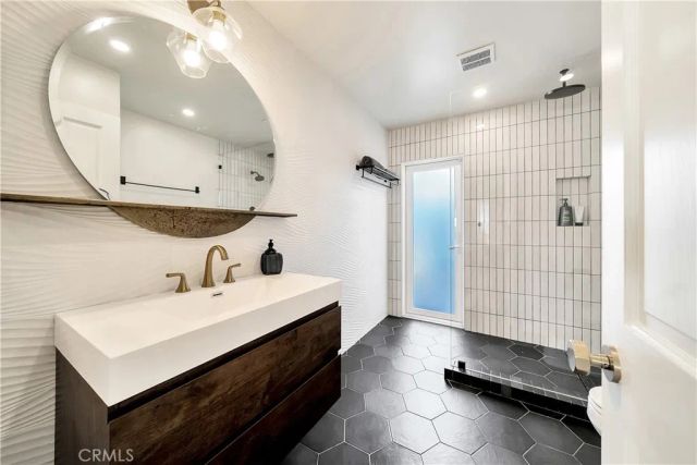 1700 Galaxy Drive, Newport Beach, CA 92660