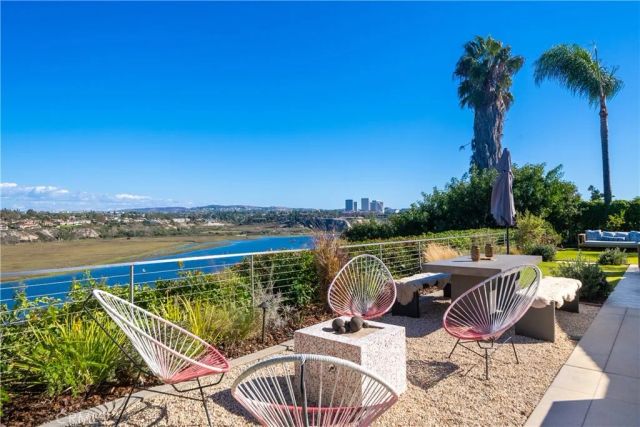 1700 Galaxy Drive, Newport Beach, CA 92660