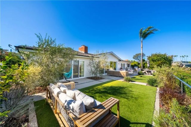 1700 Galaxy Drive, Newport Beach, CA 92660