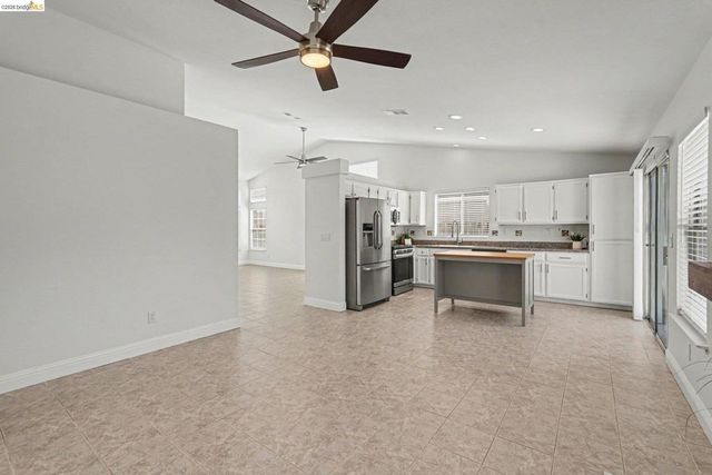 5120 Arroyo Way, Antioch, CA 94531