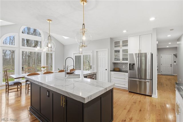7730 Brayton Trail, Chagrin Falls, OH 44023