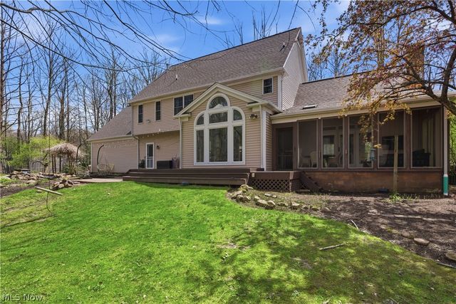 7730 Brayton Trail, Chagrin Falls, OH 44023