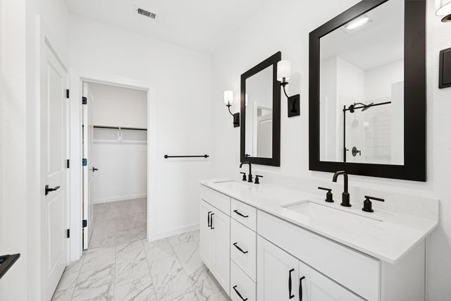 440 East Rose Marie Lane, Montgomery, TX 77356