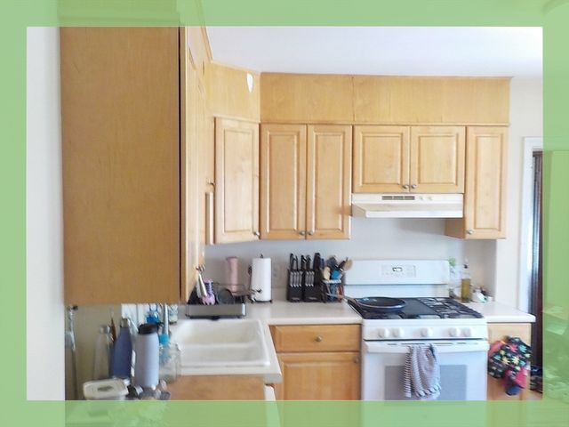 33 Boylston Street 2, Watertown, MA 02472
