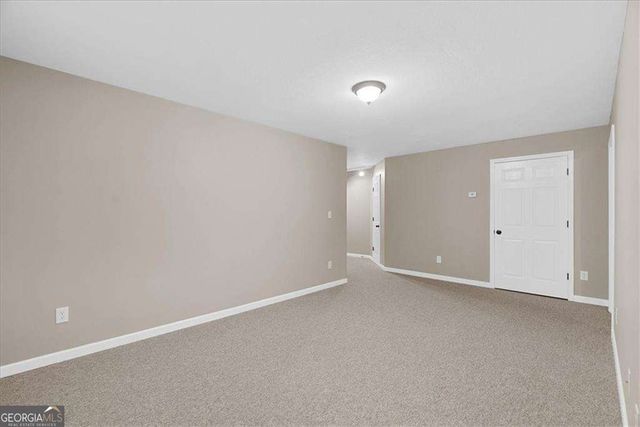 221 Woodford Way SE, Calhoun, GA 30701