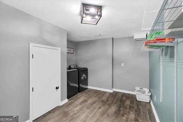 221 Woodford Way SE, Calhoun, GA 30701