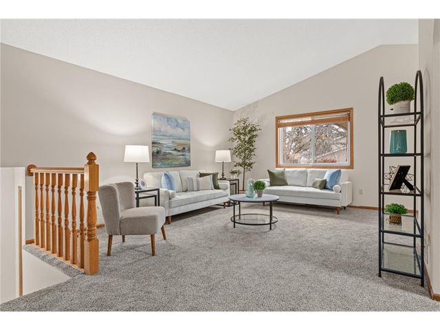 8001 Jeffery Avenue, Cottage Grove, MN 55016