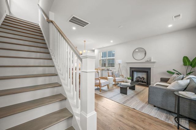 785 Blueway Avenue, Summerville, SC 29486