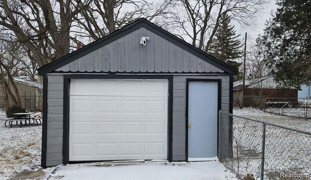 1732 Stanley Street, Saginaw, MI 48602