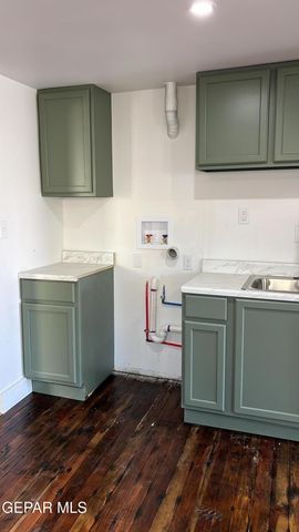 716 N GLEENWOOD Street, El Paso, TX 79905