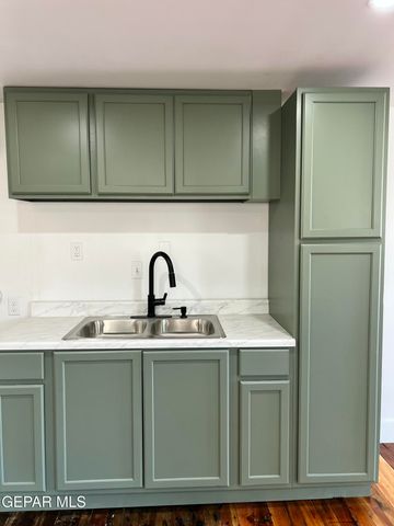 716 N GLEENWOOD Street, El Paso, TX 79905