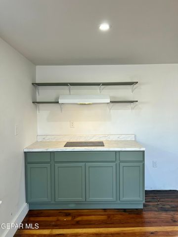 716 N GLEENWOOD Street, El Paso, TX 79905