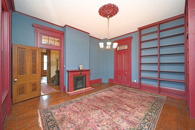 1533 Garrard Street, Covington, KY 41011