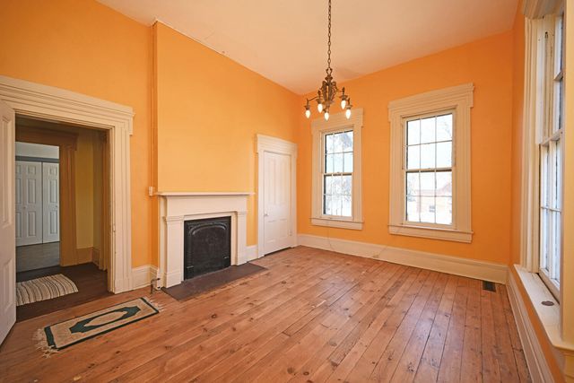 1533 Garrard Street, Covington, KY 41011