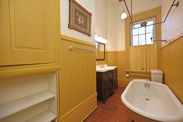 1533 Garrard Street, Covington, KY 41011