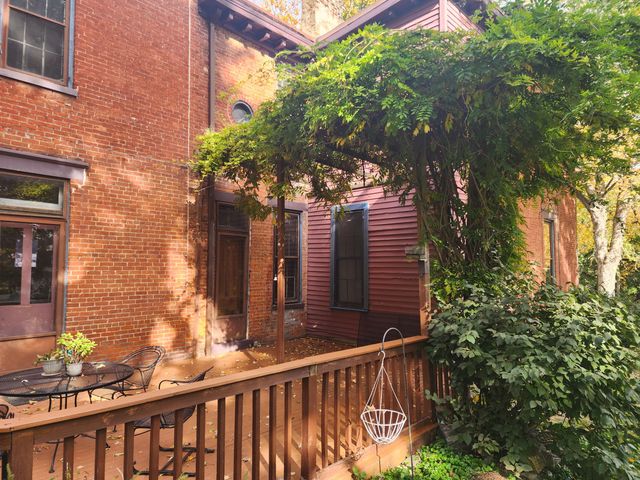 1533 Garrard Street, Covington, KY 41011