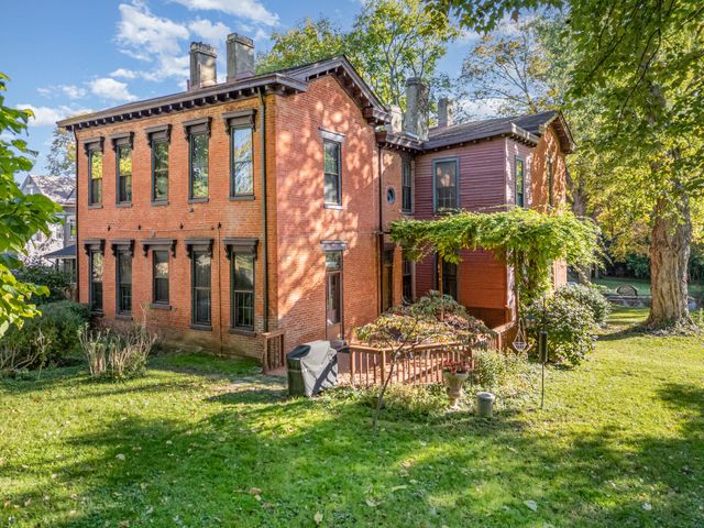 1533 Garrard Street, Covington, KY 41011