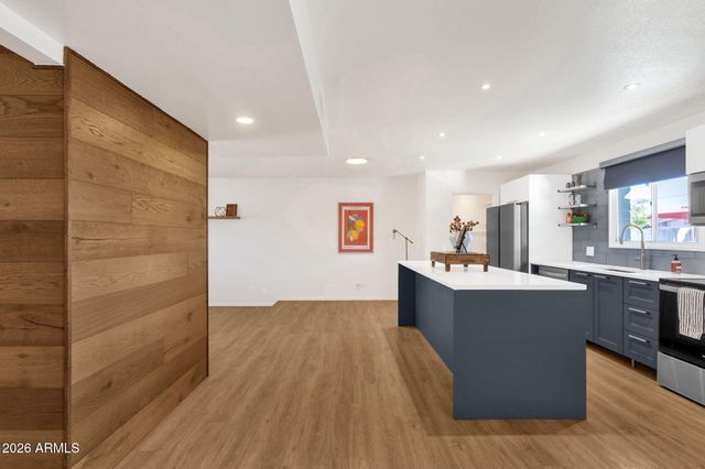 3019 S HARL Avenue, Tempe, AZ 85282