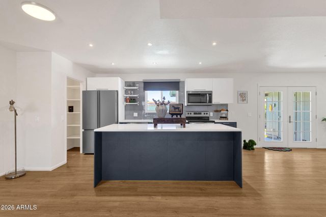 3019 S HARL Avenue, Tempe, AZ 85282