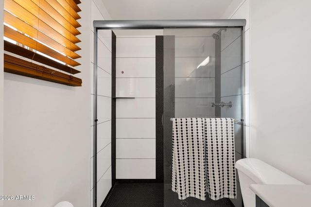 3019 S HARL Avenue, Tempe, AZ 85282