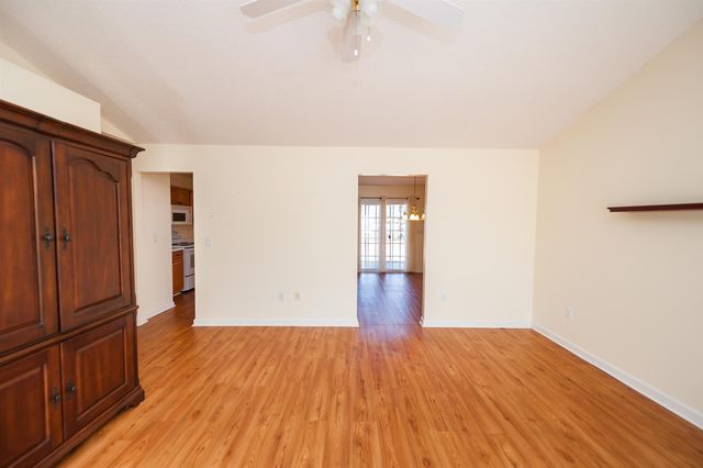 179 Lockland Drive, Chesnee, SC 29323