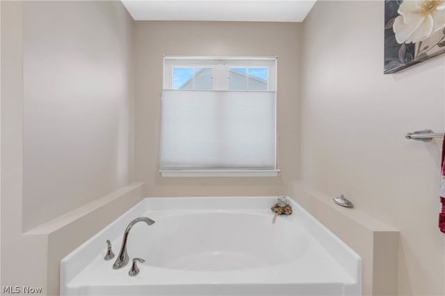 5535 Indian Wells Drive, Medina, OH 44256