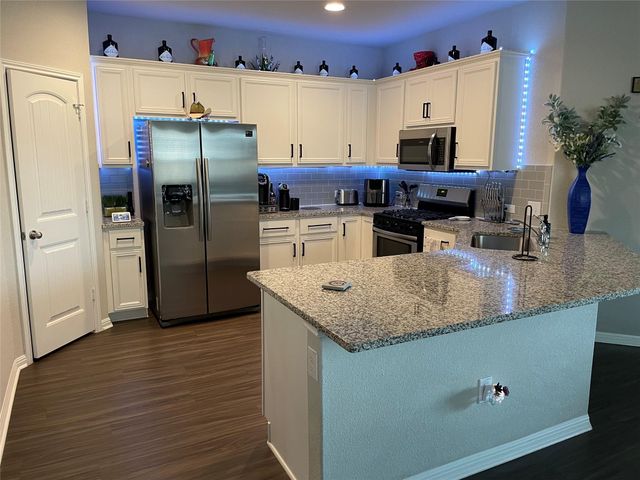 317 Bremen ST, Georgetown, TX 78626