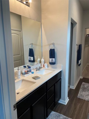 317 Bremen ST, Georgetown, TX 78626