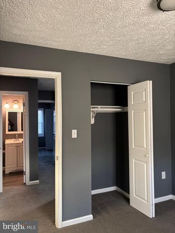 2058 N ANVIL LN, Temple Hills, MD 20748