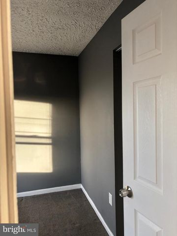 2058 N ANVIL LN, Temple Hills, MD 20748