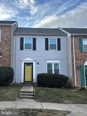 2058 N ANVIL LN, Temple Hills, MD 20748