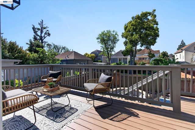 552 Haight Ave, Alameda, CA 94501