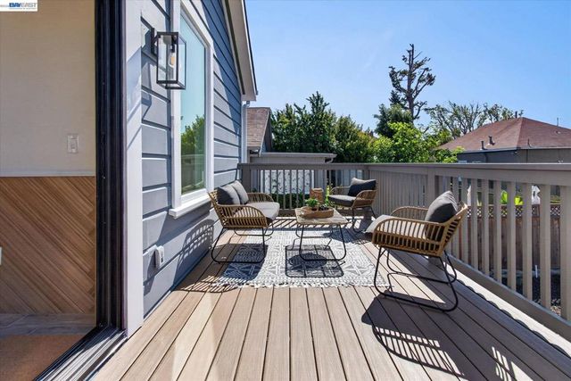552 Haight Ave, Alameda, CA 94501