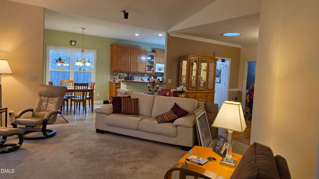 185 Briarwood Place, Wake Forest, NC 27587