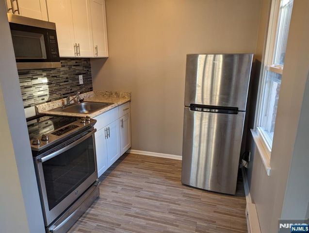 257 Essex Street 3, Hackensack, NJ 07601