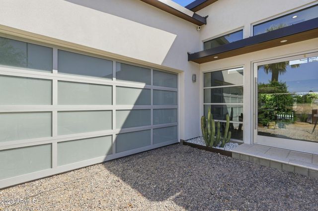 3007 N 56TH Street, Phoenix, AZ 85018