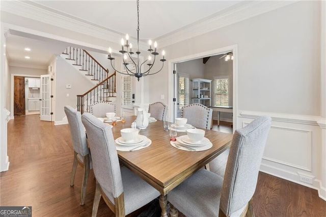 6005 Oakbury Lane, Suwanee, GA 30024