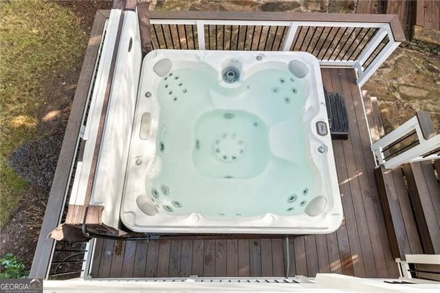 6005 Oakbury Lane, Suwanee, GA 30024