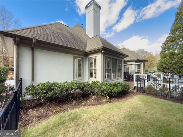 6005 Oakbury Lane, Suwanee, GA 30024