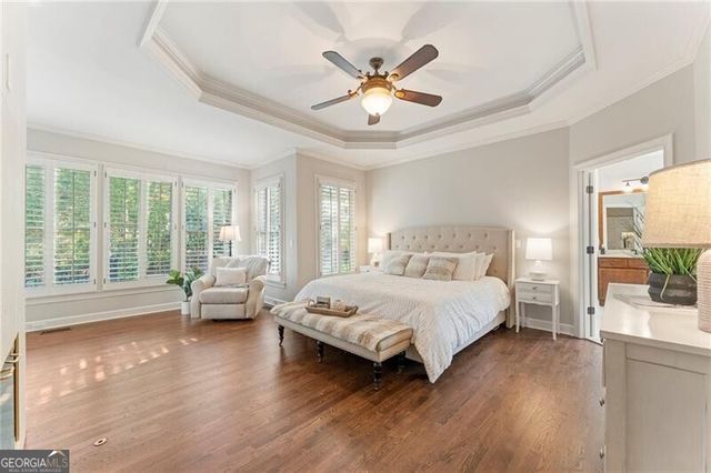 6005 Oakbury Lane, Suwanee, GA 30024