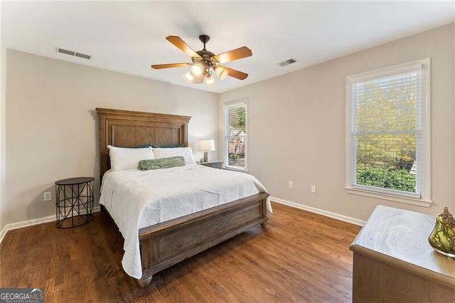 6005 Oakbury Lane, Suwanee, GA 30024