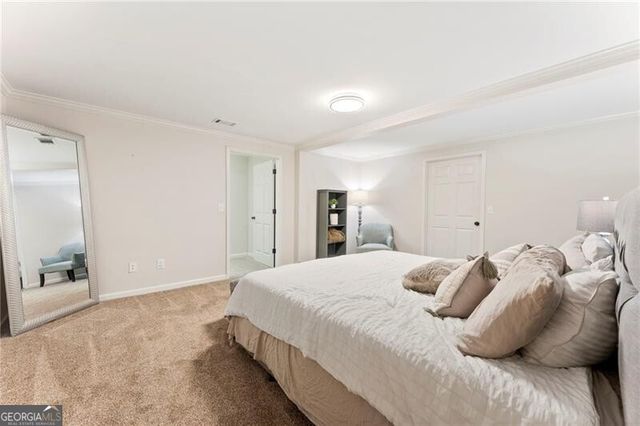 6005 Oakbury Lane, Suwanee, GA 30024