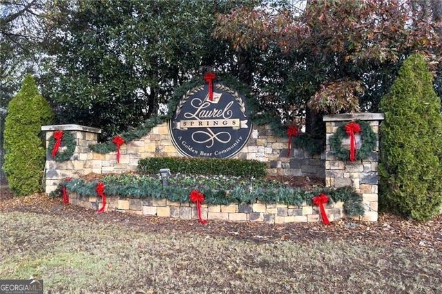 6005 Oakbury Lane, Suwanee, GA 30024