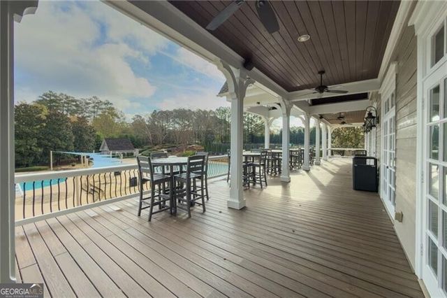 6005 Oakbury Lane, Suwanee, GA 30024