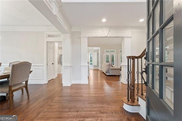 6005 Oakbury Lane, Suwanee, GA 30024