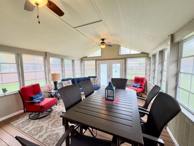 768 Leisure Lane, Greenwood, IN 46142