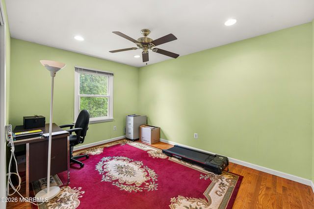 23 Dunn Drive, Marlboro, NJ 07746
