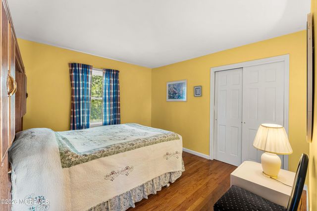 23 Dunn Drive, Marlboro, NJ 07746