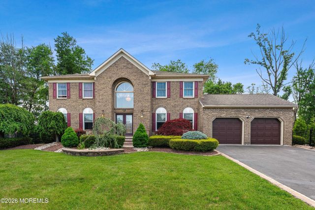 23 Dunn Drive, Marlboro, NJ 07746