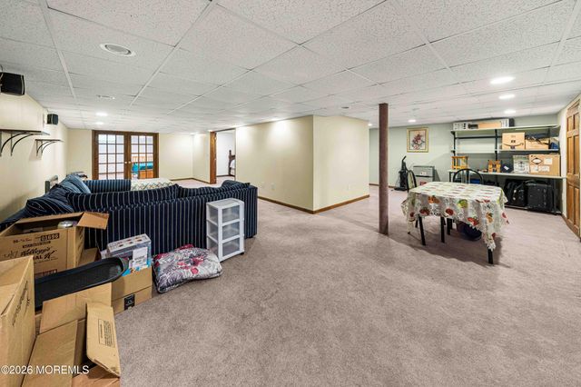 23 Dunn Drive, Marlboro, NJ 07746